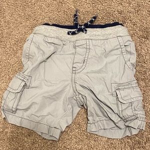 Carter's 2T Light Gray Boys Shorts